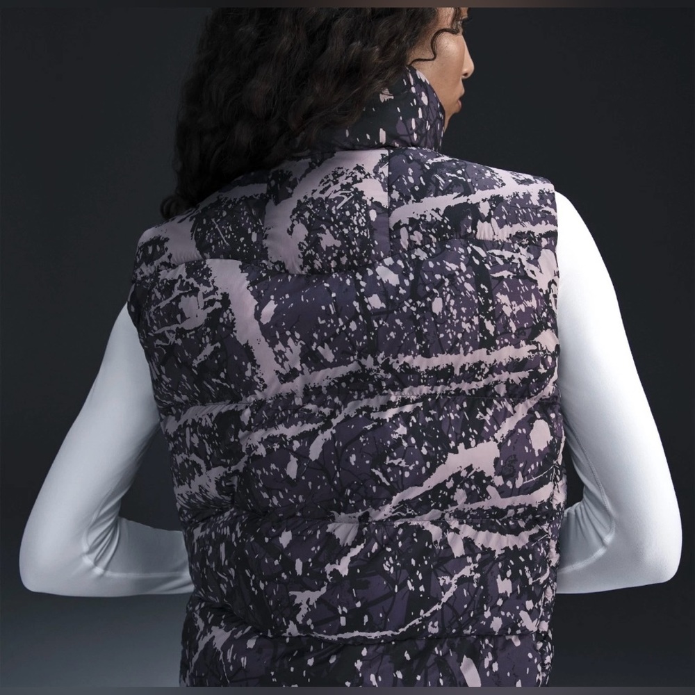 New $250 Nike ACG Lunar Lake Therma FIT ADV vest FV7331-573 - Womens XS - Picture 2 of 8